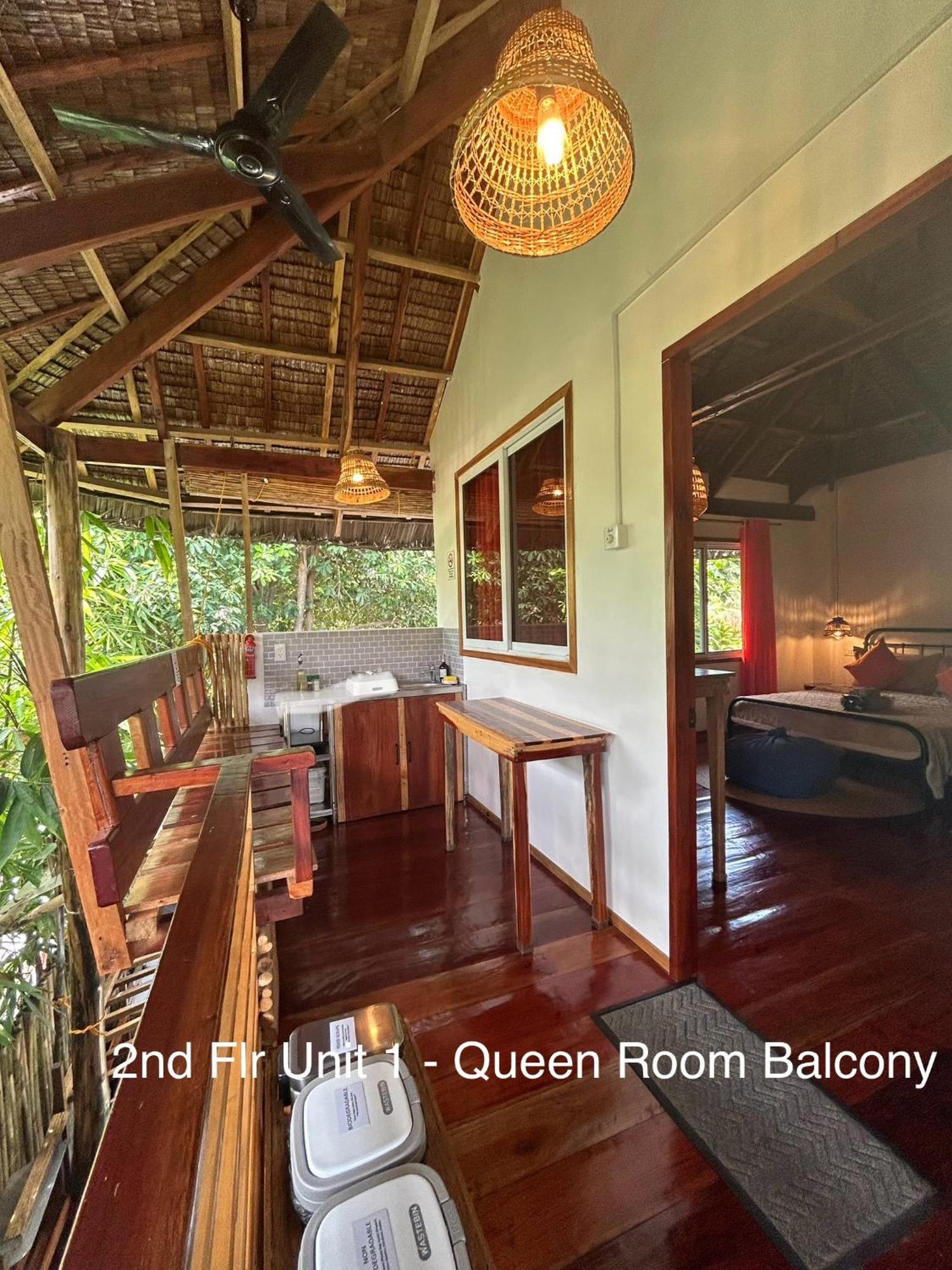 Wayans Siargao Homestay 제너럴 루나 외부 사진